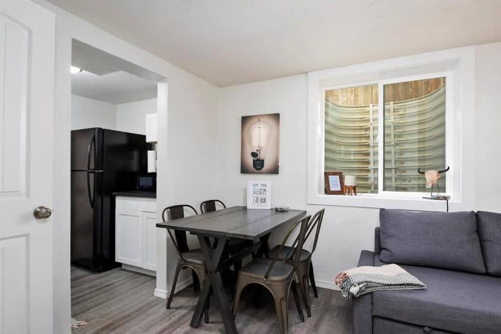 #Stayinmydistrict Twin Falls Pendleton Chic Suite Eksteriør billede